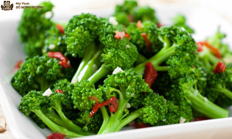 Ăn rau xanh hỗ trợ phục hồi khớp gối