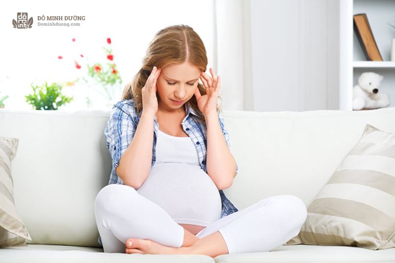 Sức đề kháng suy giảm khiến mẹ bầu dễ bị viêm mũi dị ứng