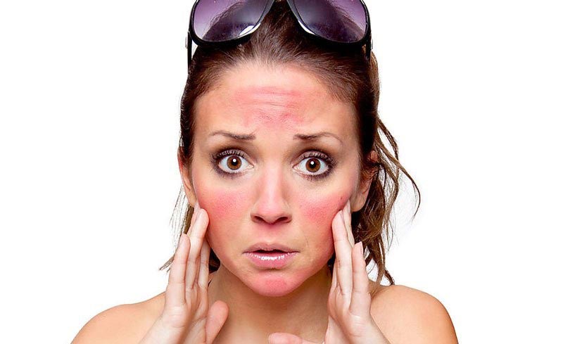 Da mặt khô ngứa mẩn đỏ có thể là dấu hiệu của rất nhiều bệnh lý