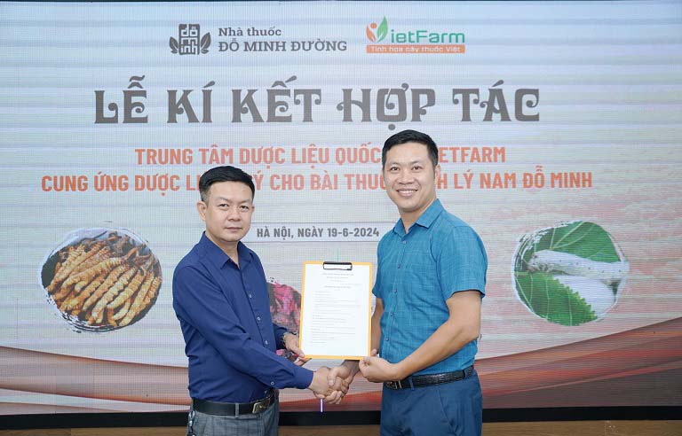 Lễ ký kết hợp tác cung ứng thảo dược quý hiếm giữa Đỗ Minh Đường và Vietfarm