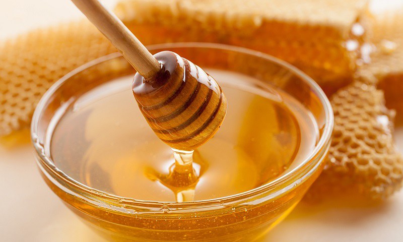 Cách trị viêm họng bằng mật ong