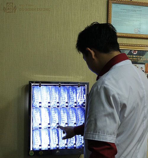 Bệnh nhân nên mang theo phim chụp khi đi khám bệnh tại Đỗ Minh Đường